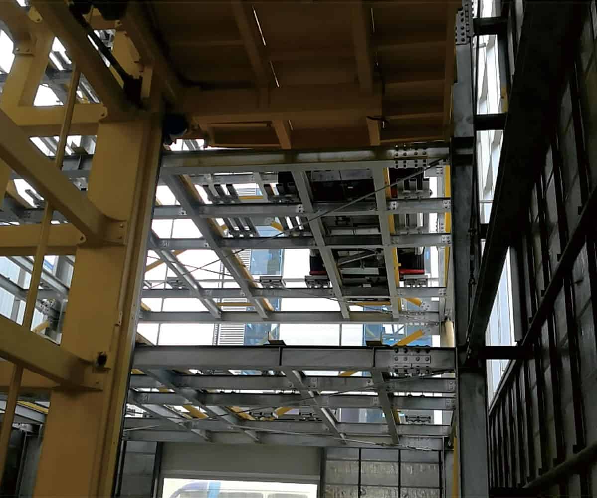 全智能平面移動(dòng)式停車位